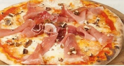 Pizza met walnoten, Tiroler spek en Mascarpone - Galbani