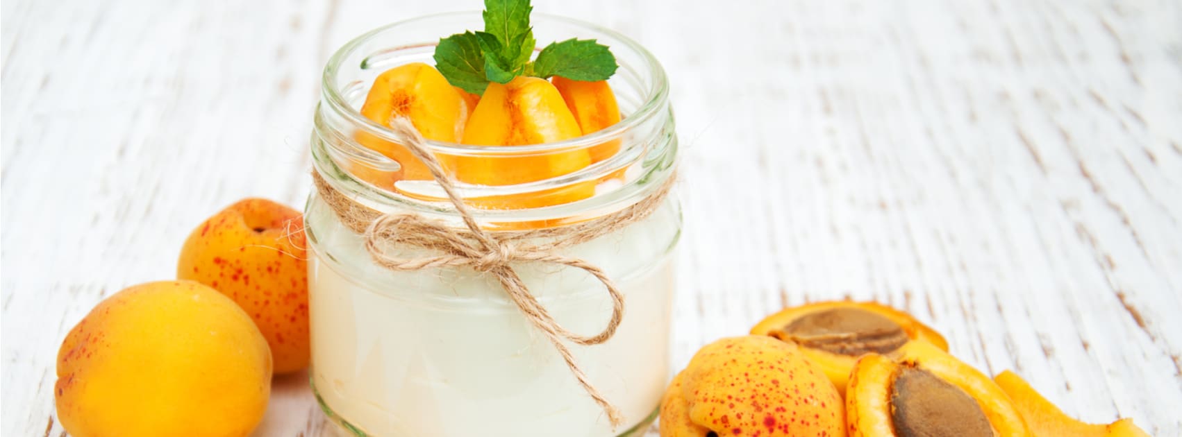 Abrikoos met een crème van Ricotta
