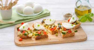 Rustieke Bruschetta met Mozzarella Di Bufala en groente - Galbani