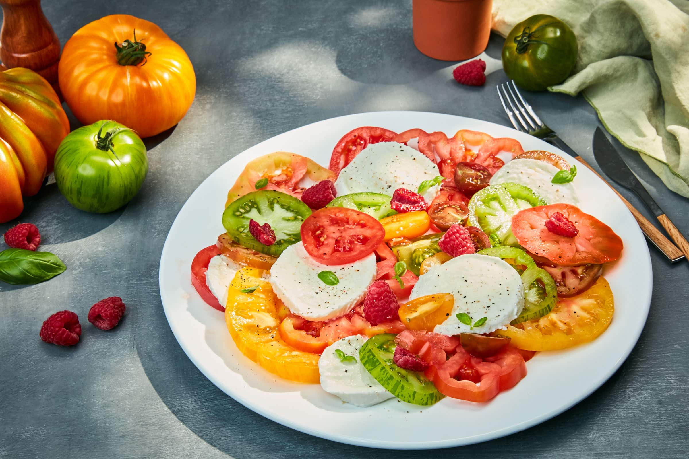 Caprese met frambozen
