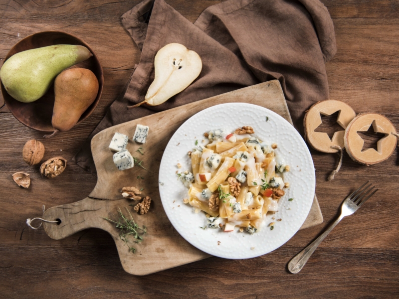 Pasta met Gorgonzola, walnoten en peren - Galbani