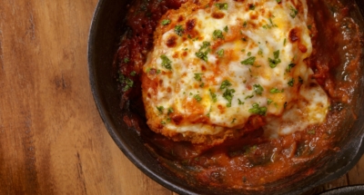 Gegrilde kip met Parmezaanse kaas en spaghetti van courgette - Galbani