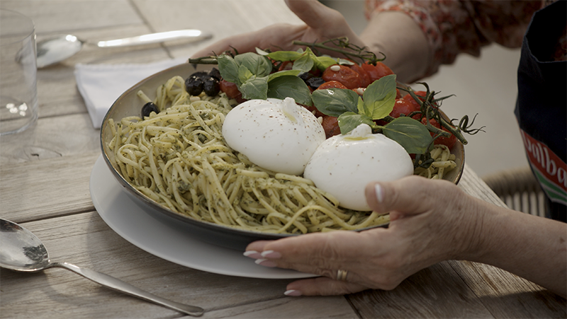 Pâtes au Pesto et Burrata